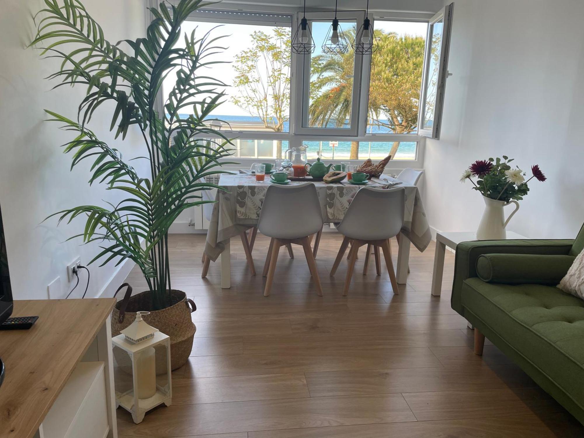 Apartamento Comillas Beach Exterior foto